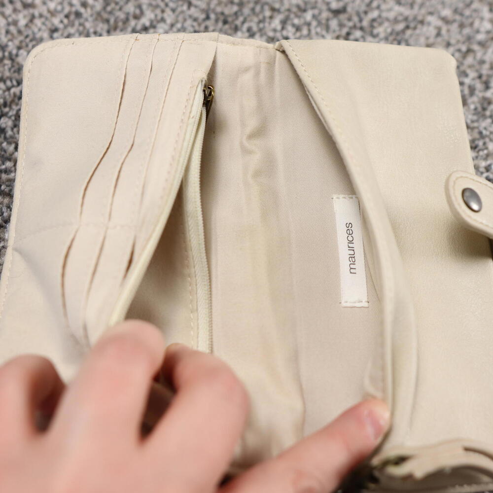 faux leather y2k wallet beige white wristlet wallet clutch - Picture 4 of 7